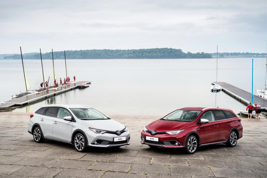  Toyota Auris Tourings Sports Freestyle 2017 года  (WW) (фото 8 из 19)